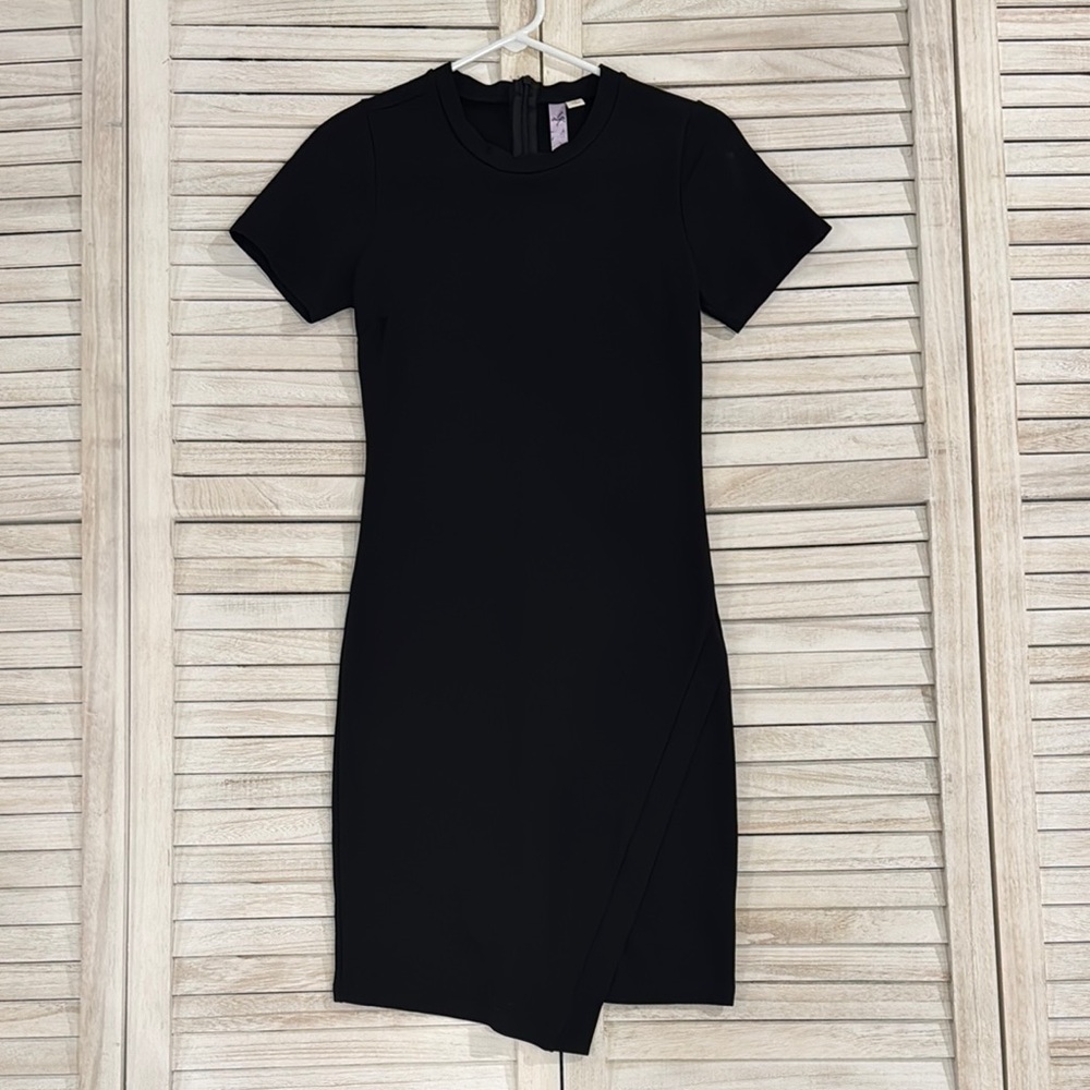 Black Short Sleeve Dress